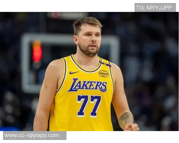 八村塁谈与东契奇的友谊:年龄差距让我们相处更加轻松自然 八村塁谈与东契奇的友谊:年龄差距让我们相处更加轻松自然