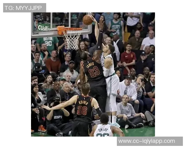 塔图姆分享惊艳扣篮视频引发热议鞋子成关键因素引发讨论