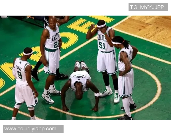 加内特与字母哥单挑实力对比小波特认为加内特在投篮和防守上更胜一筹