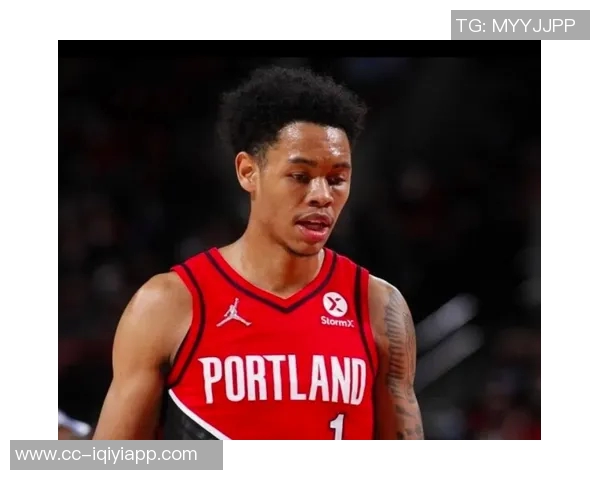 安芬尼西蒙斯谈训练营高强度与队友间愉快的磨合过程