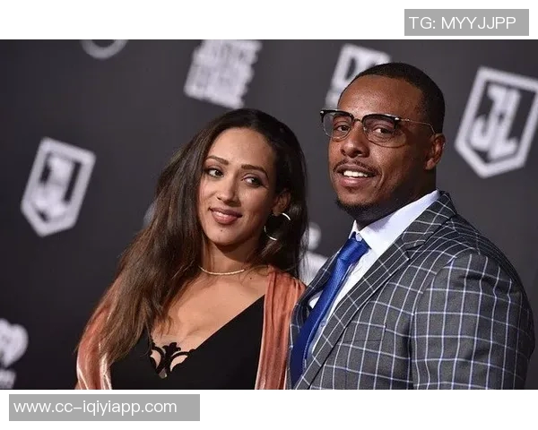 皮尔斯与女主持探讨禁忌话题引发热议是否应该尝试男友的私密行为 皮尔斯与女主持探讨禁忌话题引发热议是否应该尝试男友的私密行为