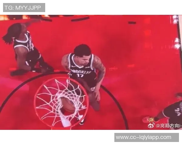 揭幕战主场对决76人杰伦布朗因左腿筋拉伤出战存疑 揭幕战主场对决76人杰伦布朗因左腿筋拉伤出战存疑