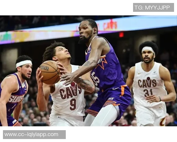 新赛季罚球王榜揭晓里夫斯领衔字母SGA紧随其后巴特勒杜兰特表现平平 新赛季罚球王榜揭晓里夫斯领衔字母SGA紧随其后巴特勒杜兰特表现平平